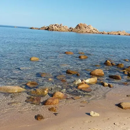 Un Angolo Di Paradiso A Pochi Passi Dal Mare Nel Villaggio Calarossa Vakantiehuis *