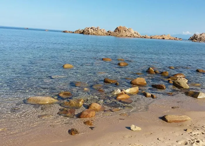 Un Angolo Di Paradiso A Pochi Passi Dal Mare Nel Villaggio Calarossa Дом отдыха *