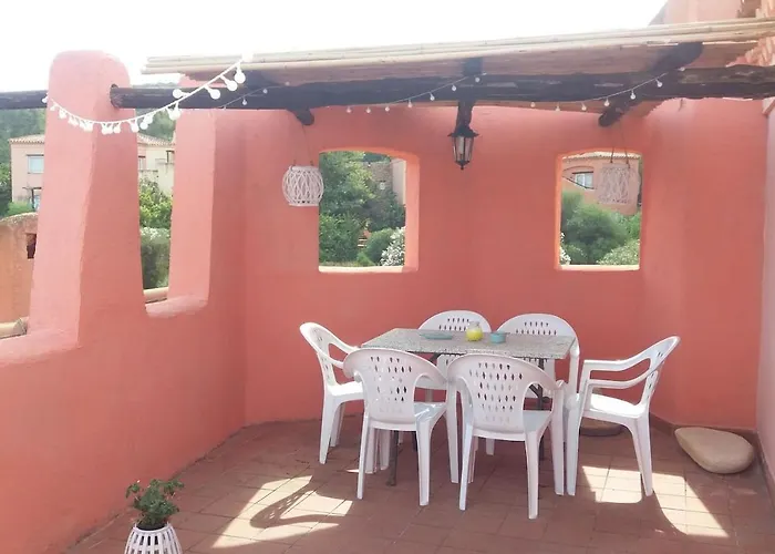 Un Angolo Di Paradiso A Pochi Passi Dal Mare Nel Villaggio Calarossa Hébergement de vacances *